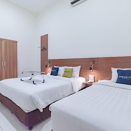 Urbanview Darmo Residence Bandung Extérieur photo