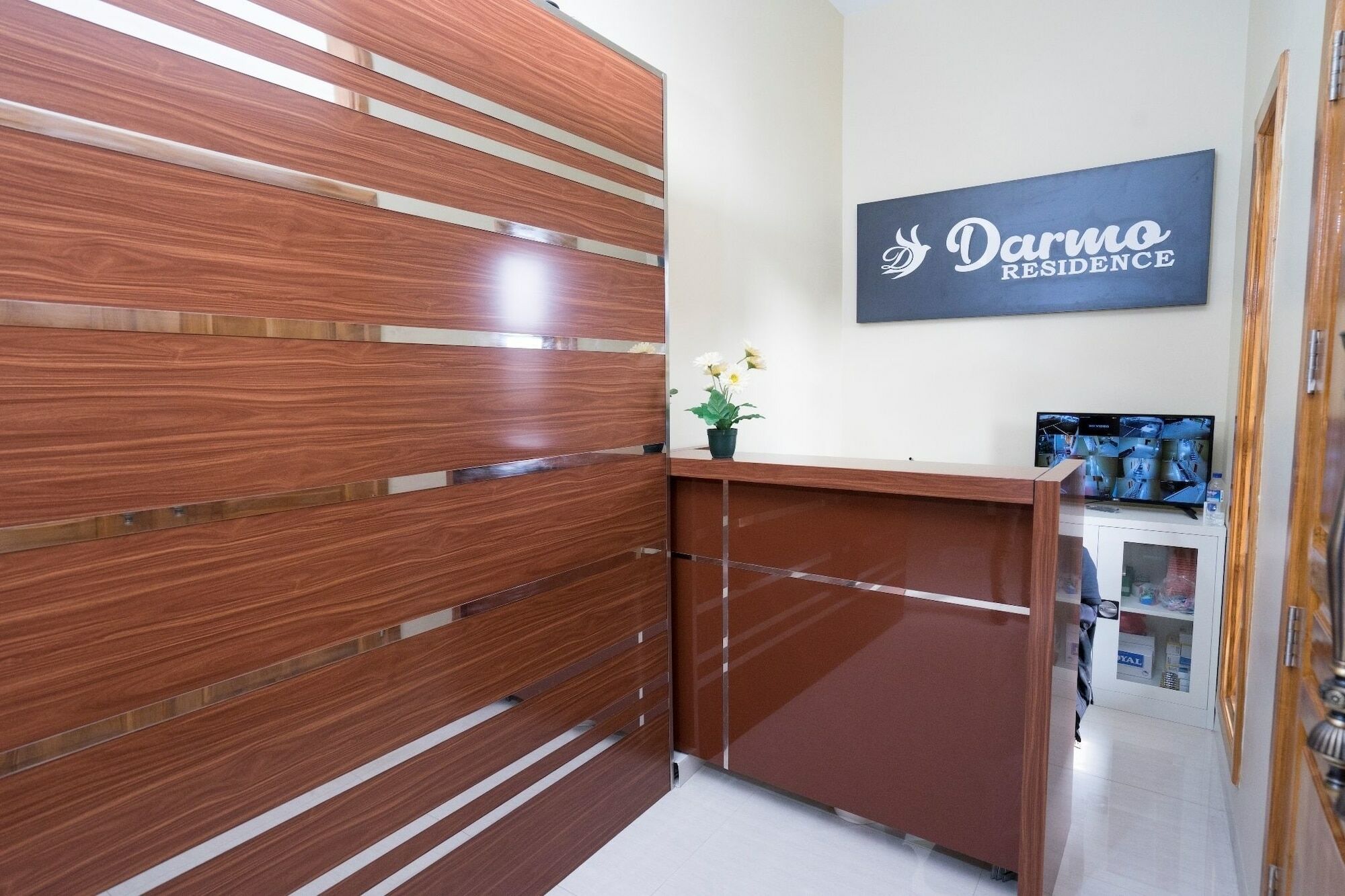 Urbanview Darmo Residence Bandung Extérieur photo